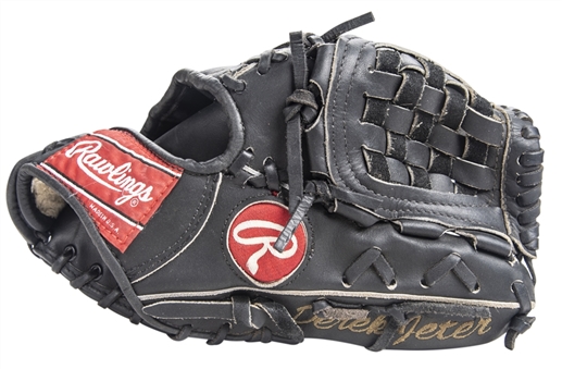 Rookie Era 1996-1997 Derek Jeter Early Career Game Used Rawlings Pro-5XBCB Fielding Glove From The Willie Randolph Collection (PSA/DNA & Randolph LOA)